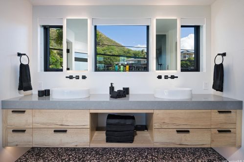 3795 Diamond Head Rd, Honolulu HI  96816-4445 exterior