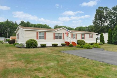 13 Constitution Way, Dover, NH 03820-4927