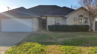 7464 Arbor Hill Dr, Fort Worth TX  76120-2402 exterior