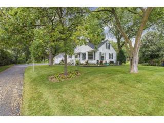 5230 Glenview Dr, Hopkins, MN 55345-4839