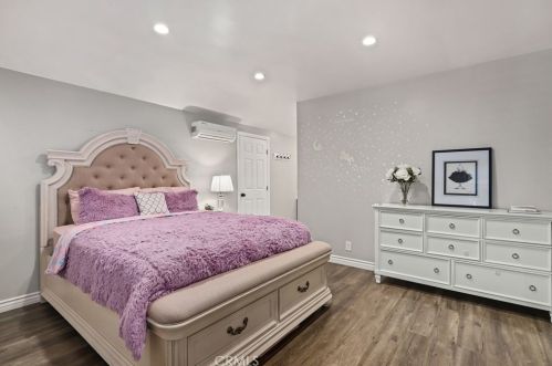511 Baker St, Anaheim CA  92804-2225 exterior