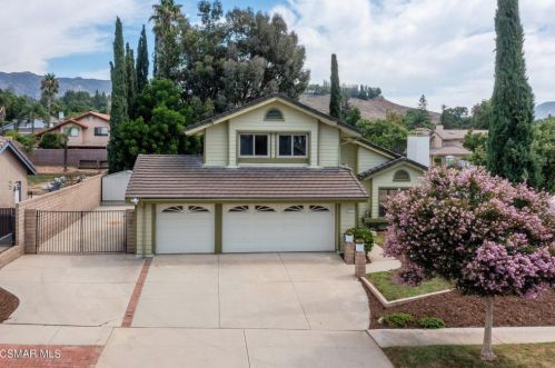 2742 Bear Cir, Simi Valley, CA 93063-5036