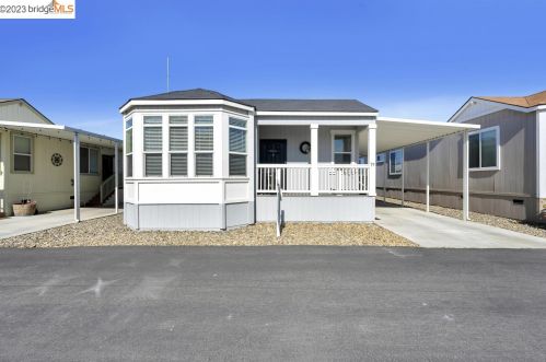 8200 Jantzen Rd, Modesto CA  95357-1723 exterior