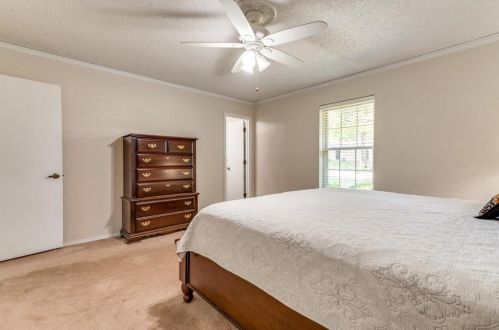 8604 Brook Ridge Dr, Fort Worth TX  76182 exterior