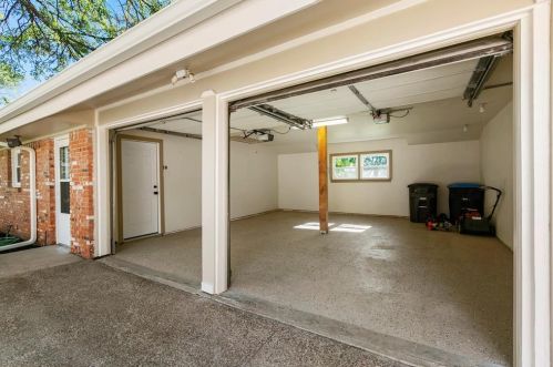 2200 Mcewen Ct, Fort Worth TX  76112-7927 exterior