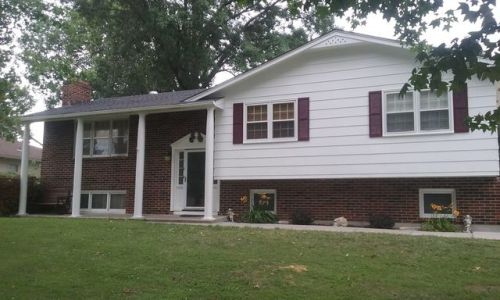 701 Briarwood Dr, Napton, MO 65340-3209