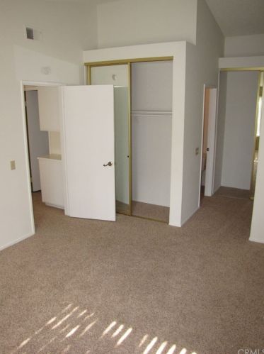 27 Giovanni Aisle, Irvine, CA 92614-5947