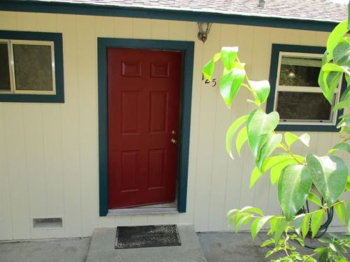 125 Circle Dr, Auburn, CA 95603-4505