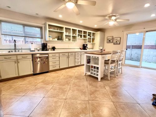712 Cordelia Ave, Glendora, CA 91740-4545