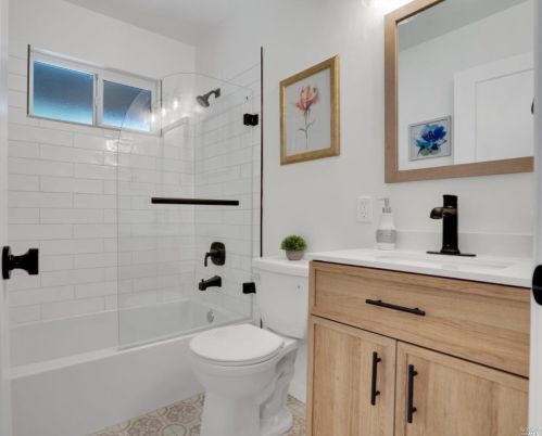 1111 Aspen Dr, Concord CA  94520-4001 exterior