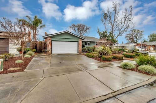 974 Normington Way, San Jose, CA 95136-1761