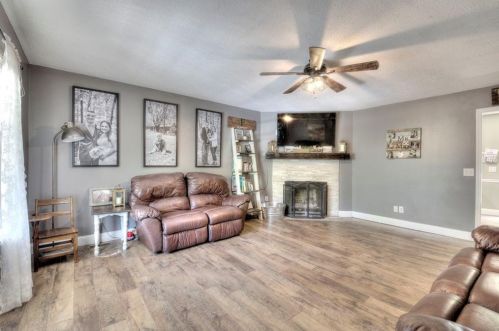 217 Dr Moore Rd, Silver Creek, GA 30173-0028