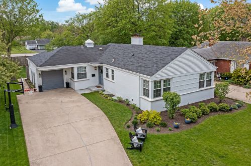 611 54th Pl, Western Springs, IL 60558-1930