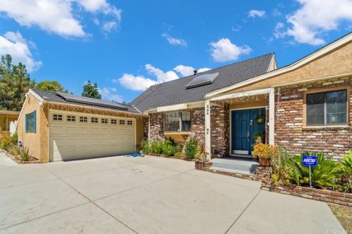 234 Valley Center Ave, Glendora, CA 91741-3069