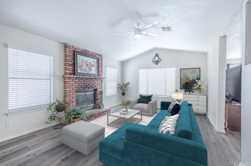 42336 La Gabriella Dr, Lancaster CA 93536-4388 exterior