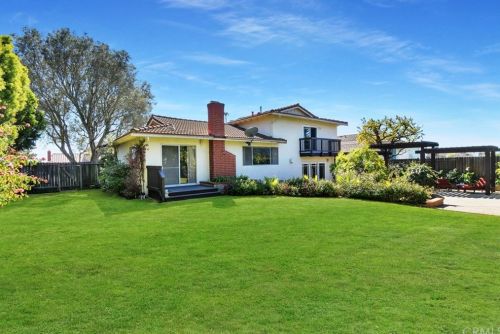 5709 Sunmist Dr, Palos Verdes Estates, CA 90275-4939