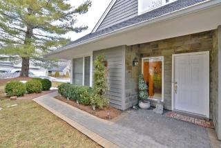 129 Brewster Rd, Wyckoff, NJ 07481-2155