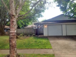 6352 F St, Springfield OR  97478-7084 exterior
