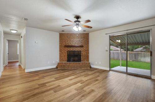 6524 Meadowlark Ln, Fort Worth TX  76148-1734 exterior