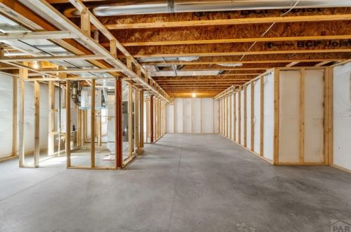 658 Mcclave Dr, Pueblo CO  81007-2126 exterior