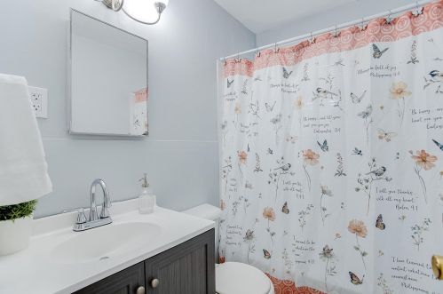 914 Burr St, Saint Paul MN  55130-4000 exterior