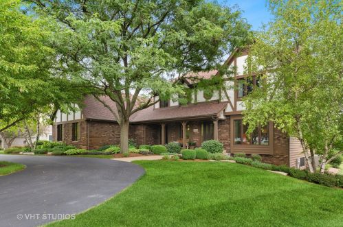 3704 Tamarisk Ct, Bull Valley, IL 60012-1800