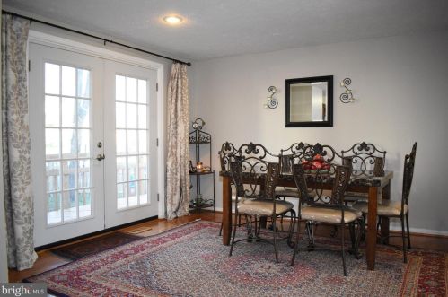 2843 Schubert Dr, Silver Spring MD 20904-6886 exterior