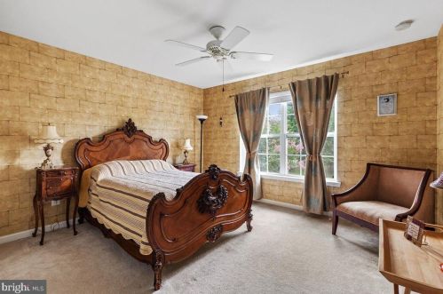 13 Colts Run Rd, Princeton NJ  08540-8593 exterior
