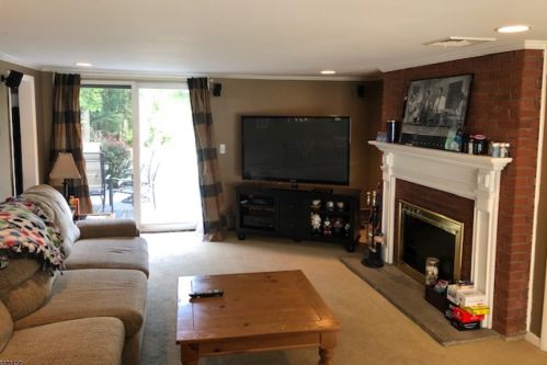 30 Lake Shore Dr, Dover NJ  07803-2936 exterior