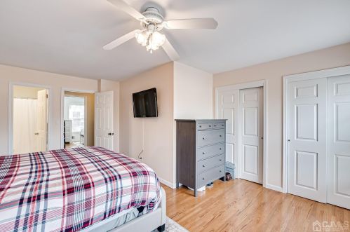 141 Howell Ave, Perth Amboy NJ  08863-1445 exterior