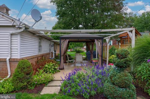 1926 Drexel Ave, Lancaster PA  17602-3302 exterior