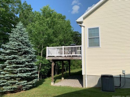 81 Oak Meadow Ln, Torrington, CT 06791-1129