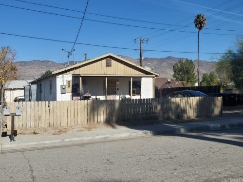 231 6th St, San Jacinto, CA 92583-4110