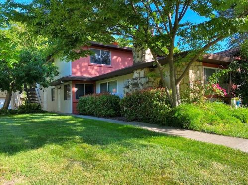 2713 Bidwell St, Davis, CA 95618-0370