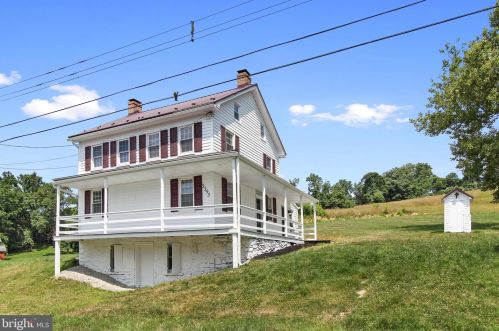 3395 Lower Glades Rd, York, PA 17406-6954