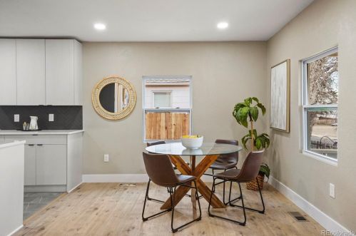 3150 Logan St, Englewood CO  80113-2624 exterior