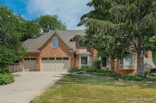 98 Stephanie Ln, Glendale Heights, IL 60137-5725
