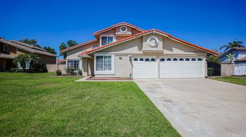 582 Galway St, Rialto, CA 92377-4573