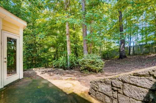 14 Forest Ridge Ct, Atlanta GA  30350-1802 exterior