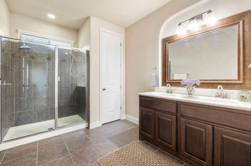 201 Desert Primrose Dr, Austin TX  78748-4031 exterior