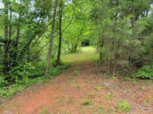 838 Hidden Lakes Trl, Jefferson GA  30549-1868 exterior