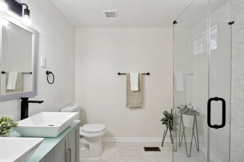 2695 George St, Atlanta GA  30318-1122 exterior
