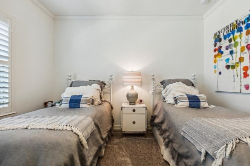 5620 Anita St, Dallas TX  75214-2709 exterior