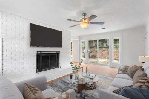 5150 High Point Rd, Atlanta GA  30342-2344 exterior