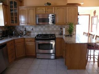 144 Stearns St, Rahway, NJ 07065-4923