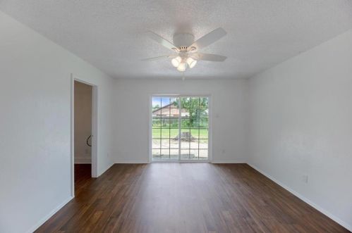 1725 Indian School Rd, Garland TX  75044-7231 exterior