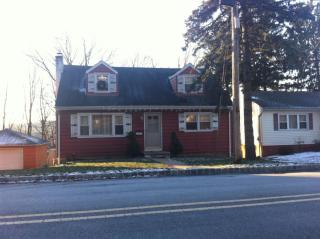 462 Mcfarlan St, Dover, NJ 07801-2046