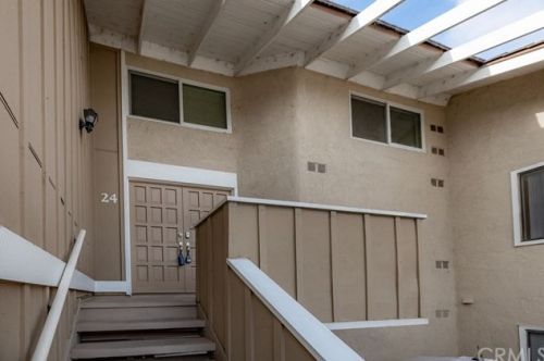 24 Lakeview, Irvine, CA 92604-3681