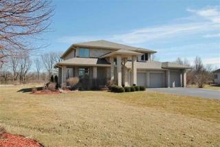 10711 Winding Creek Dr, Belvidere, IL 61008-7434