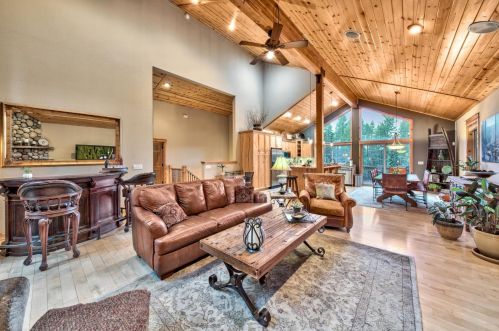 10511 Jeffrey Way, Truckee CA  96161-2518 exterior